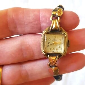 Bundle of 2 - Helbros‎ Vintage Womens Bracelet Swiss Watch Original Band Cameo